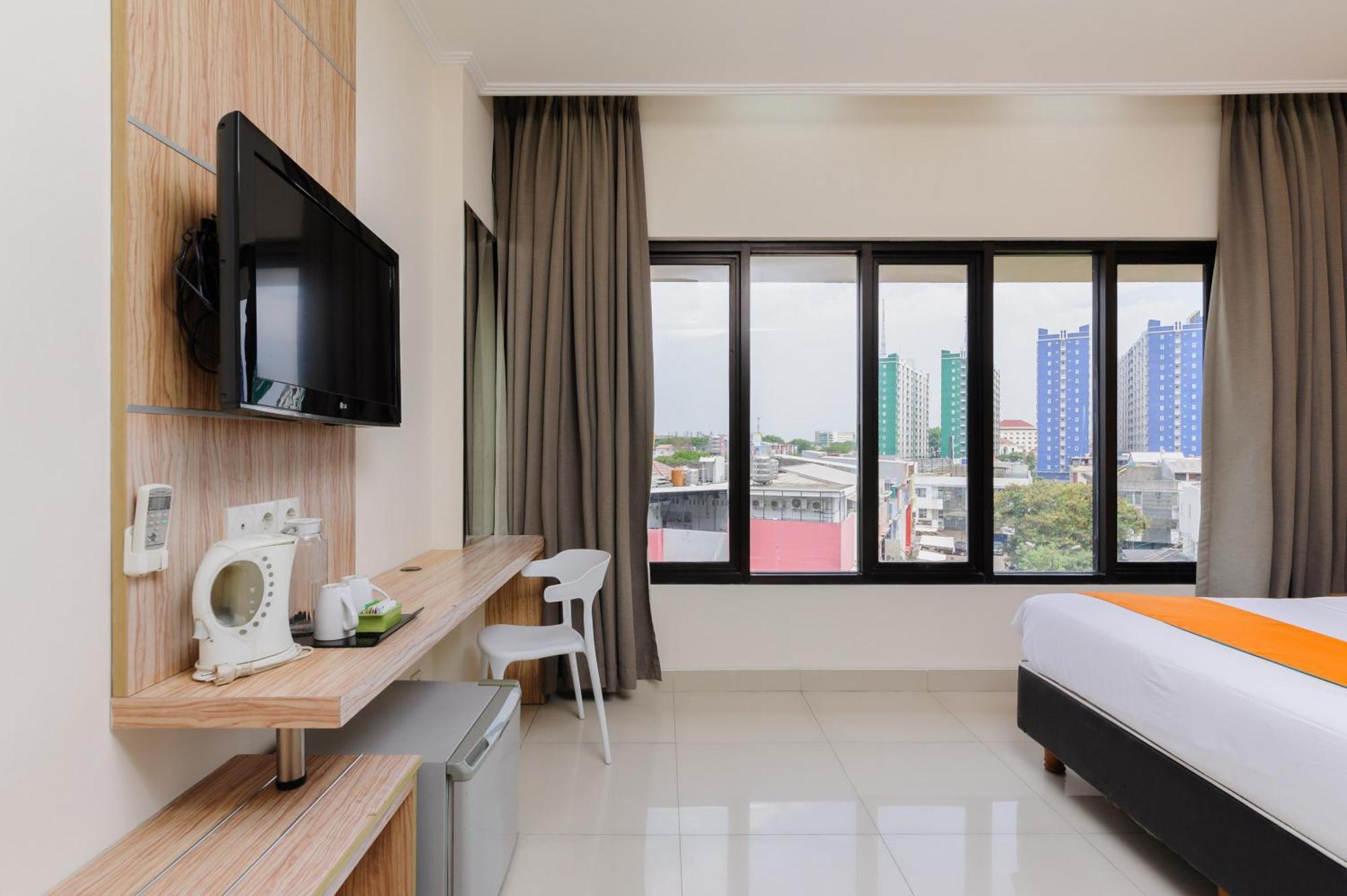 Sans Hotel Green Bekasi By Reddoorz Extérieur photo