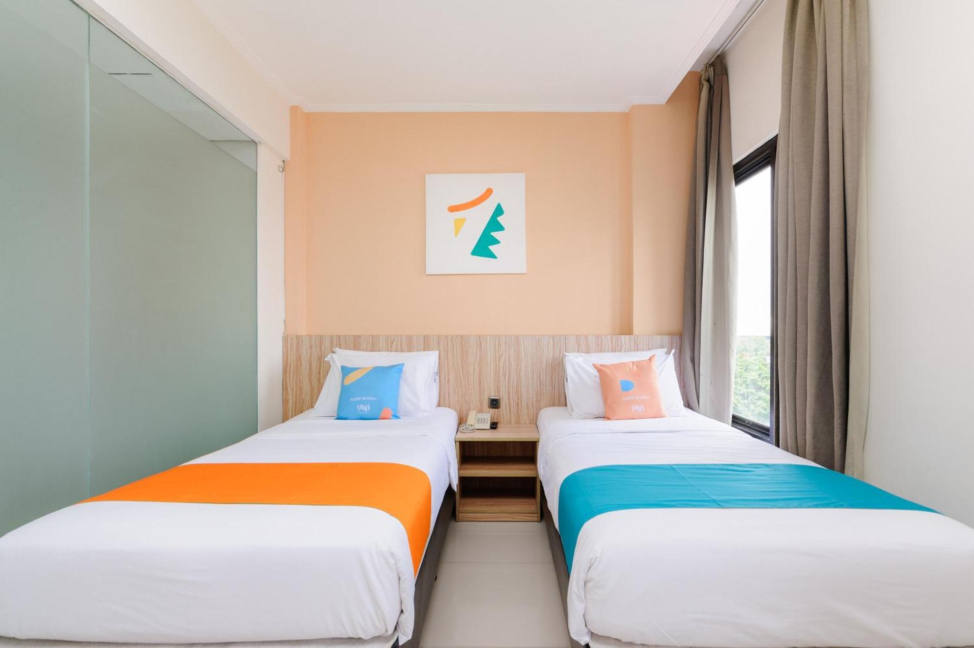 Sans Hotel Green Bekasi By Reddoorz Extérieur photo